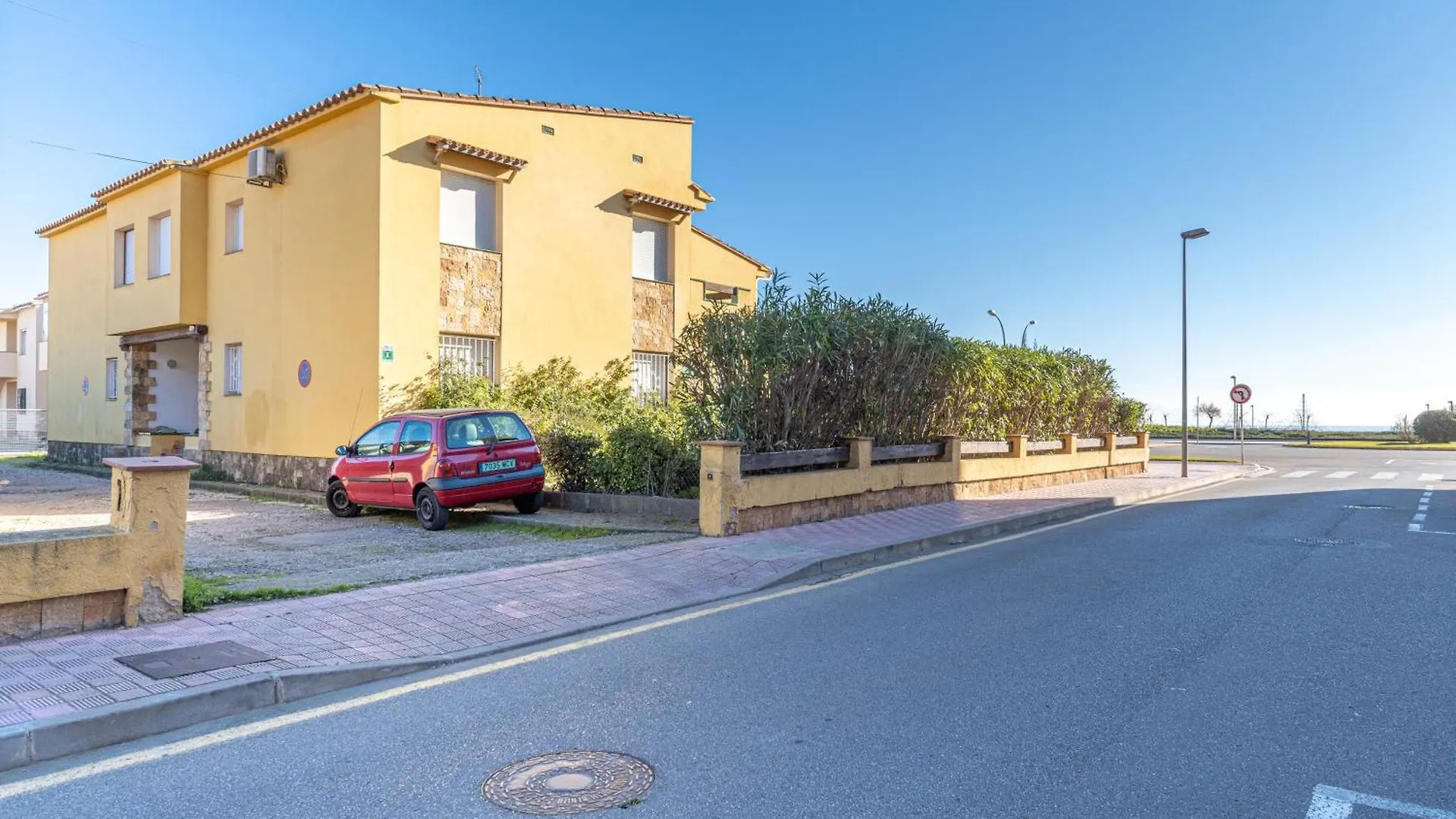 1013 Apartamento Vista Mar Con 2 Habitaciones By Homeselectspain Empuriabrava Apartment